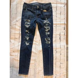 American Eagle Women's Size 2 Short Jegging Jeans Distressed AEO X4 Denim Skinny